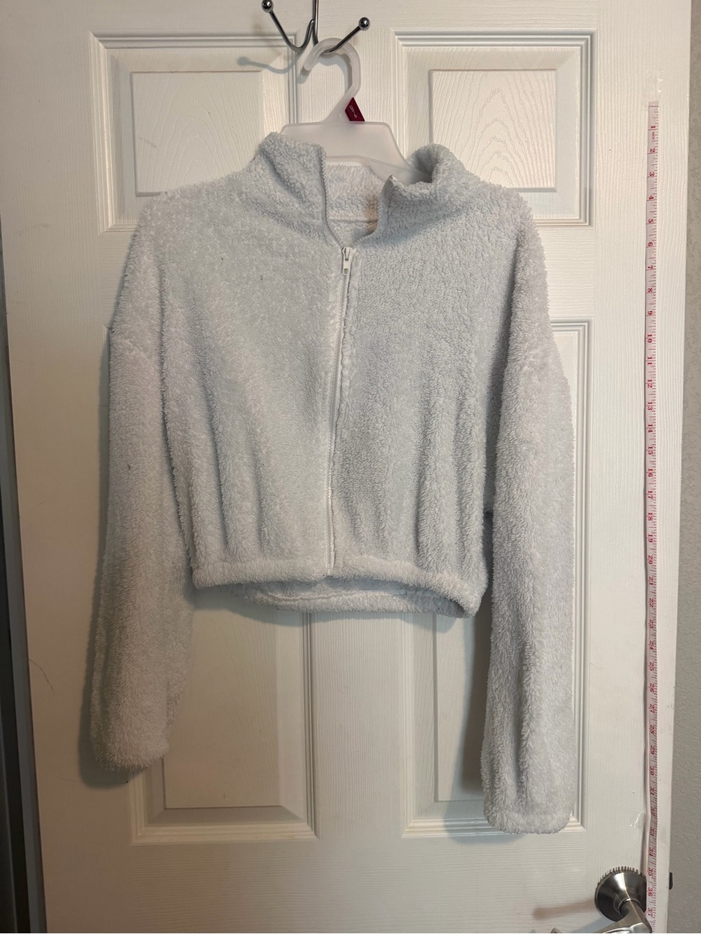 SHEIN Light Gray Fuzzy Cropped Zip-Up Sweater